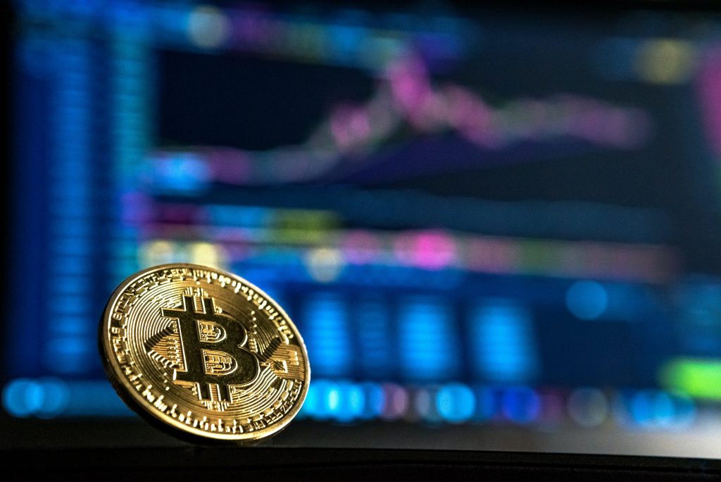 Mengenal Bitcoin Lebih Dekat ( Cara Kerja, Keunggulan Serta Kekurangan)